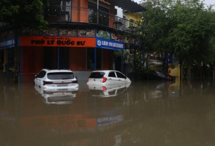 Lam the nao de bao ve tai san khi nuoc ngap tran vao nha